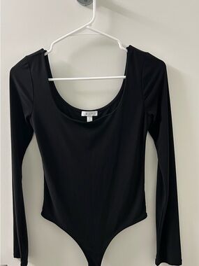 Leith Black Long-Sleeve Scoop Neck Bodysuit